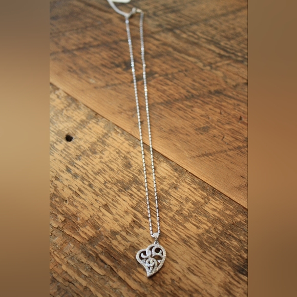Heart Crystal Necklace - Picture 2 of 2